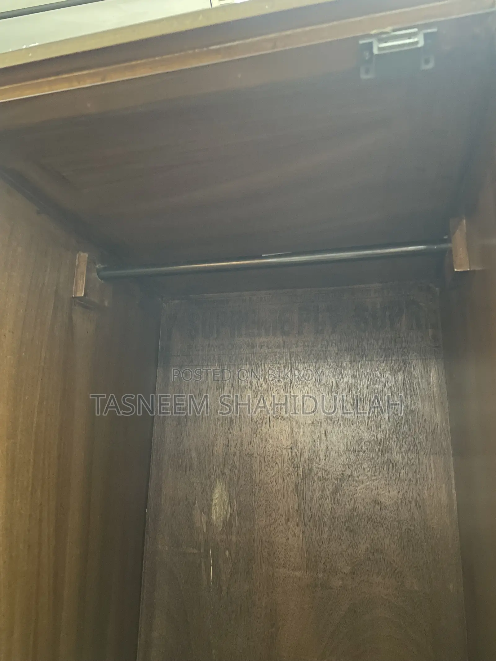 Wood Almari