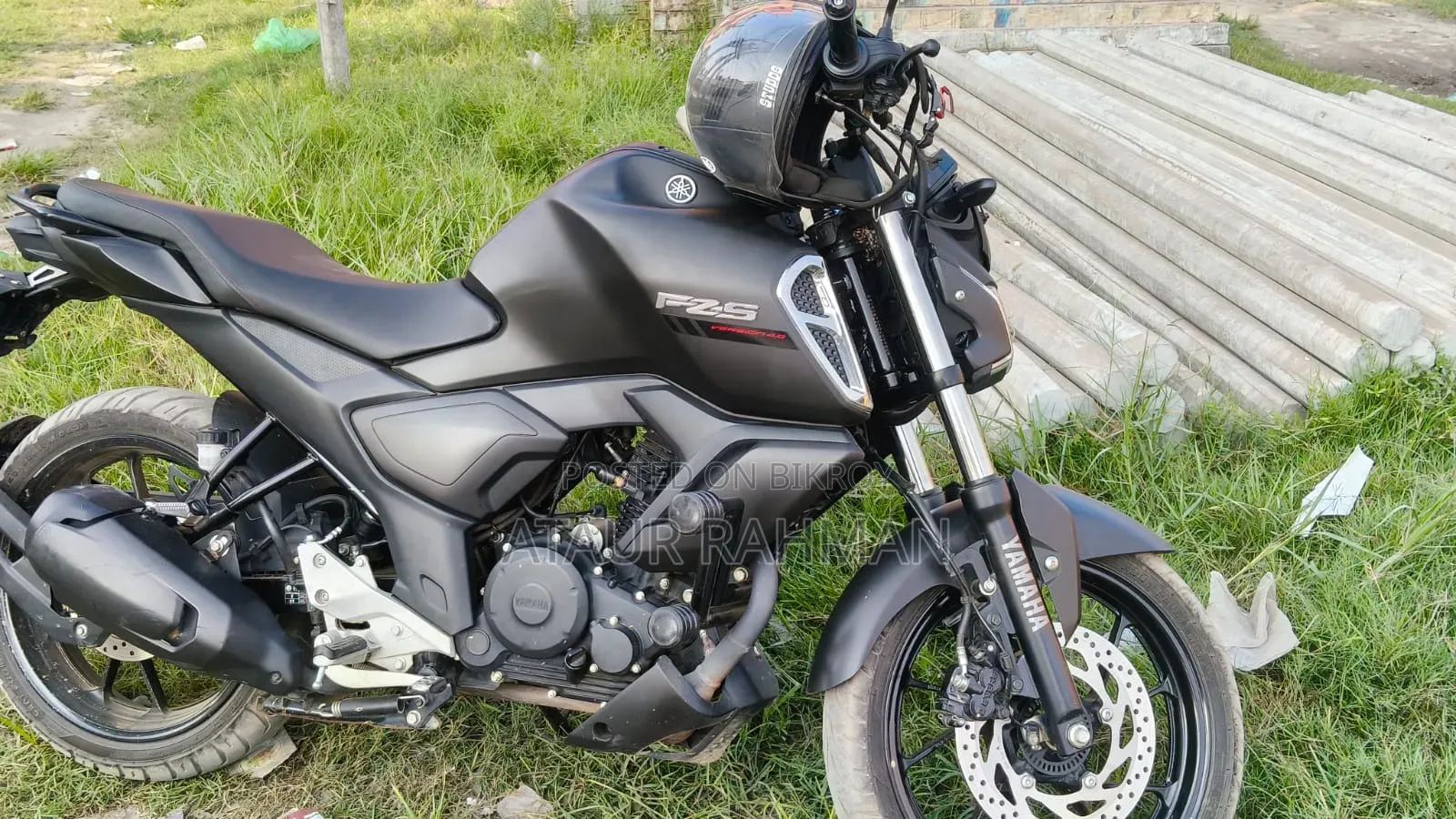 New Yamaha FZS V4 2026 Black