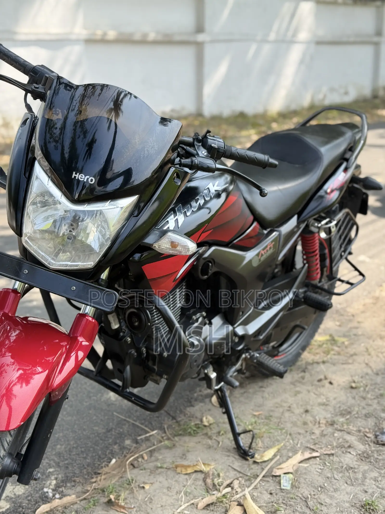 হিরো হাংক ২০২১ কালো