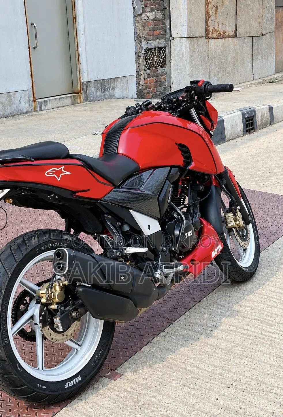 টিভিএস আপাচি আরটিআর ১৬০ ৪ভি ২০১৯ লাল