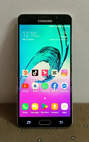 স্যামসাং গ্যালাক্সি এ৭ ৩২ জিবি গোল্ড