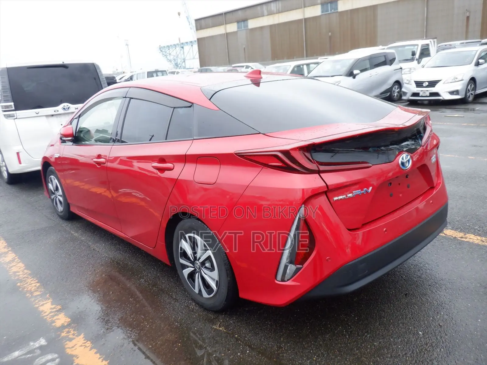 Toyota Prius Plug-In Hybrid 2021 Red