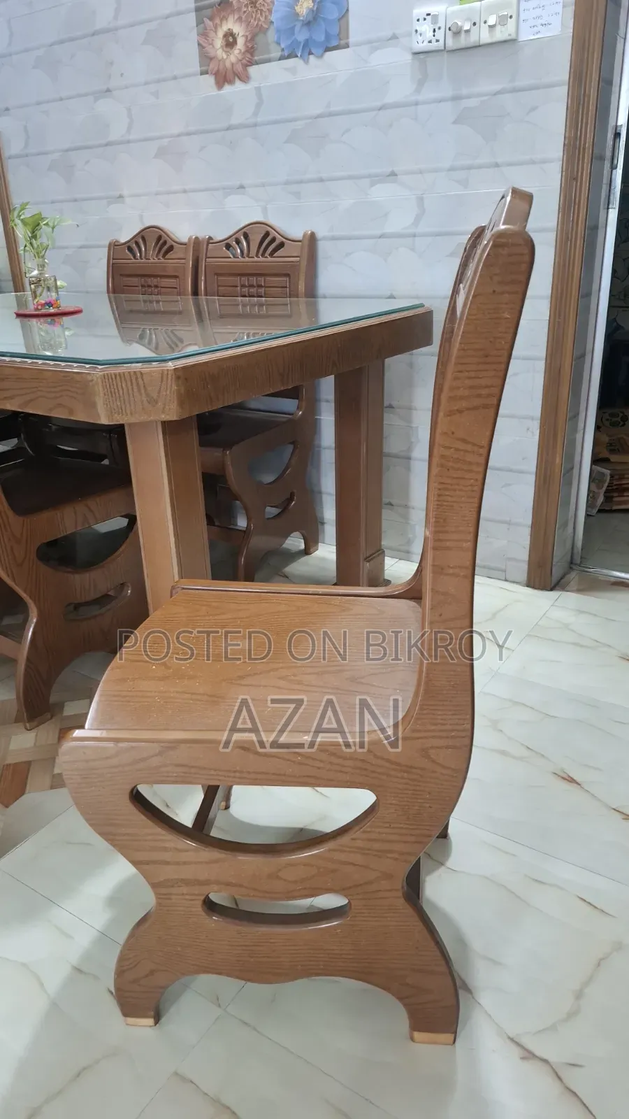 Dining Table Sell. Fully Fresh Condition.