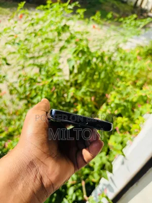 স্যামসাং গ্যালাক্সি এস২০ ৫জি ইউডব্লিউ ১২৮ জিবি ব্ল্যাক