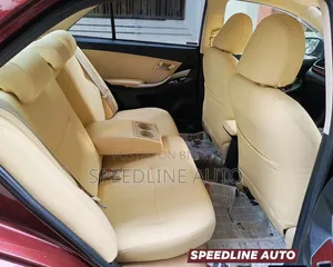 টয়োটা প্রিমিও ২০১৭ মেরুন