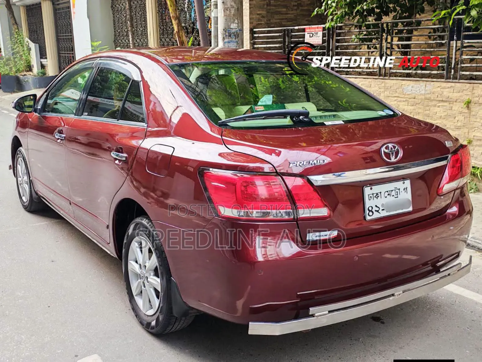 টয়োটা প্রিমিও ২০১৭ মেরুন