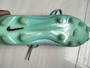 নাইকি ফুটবল বুট