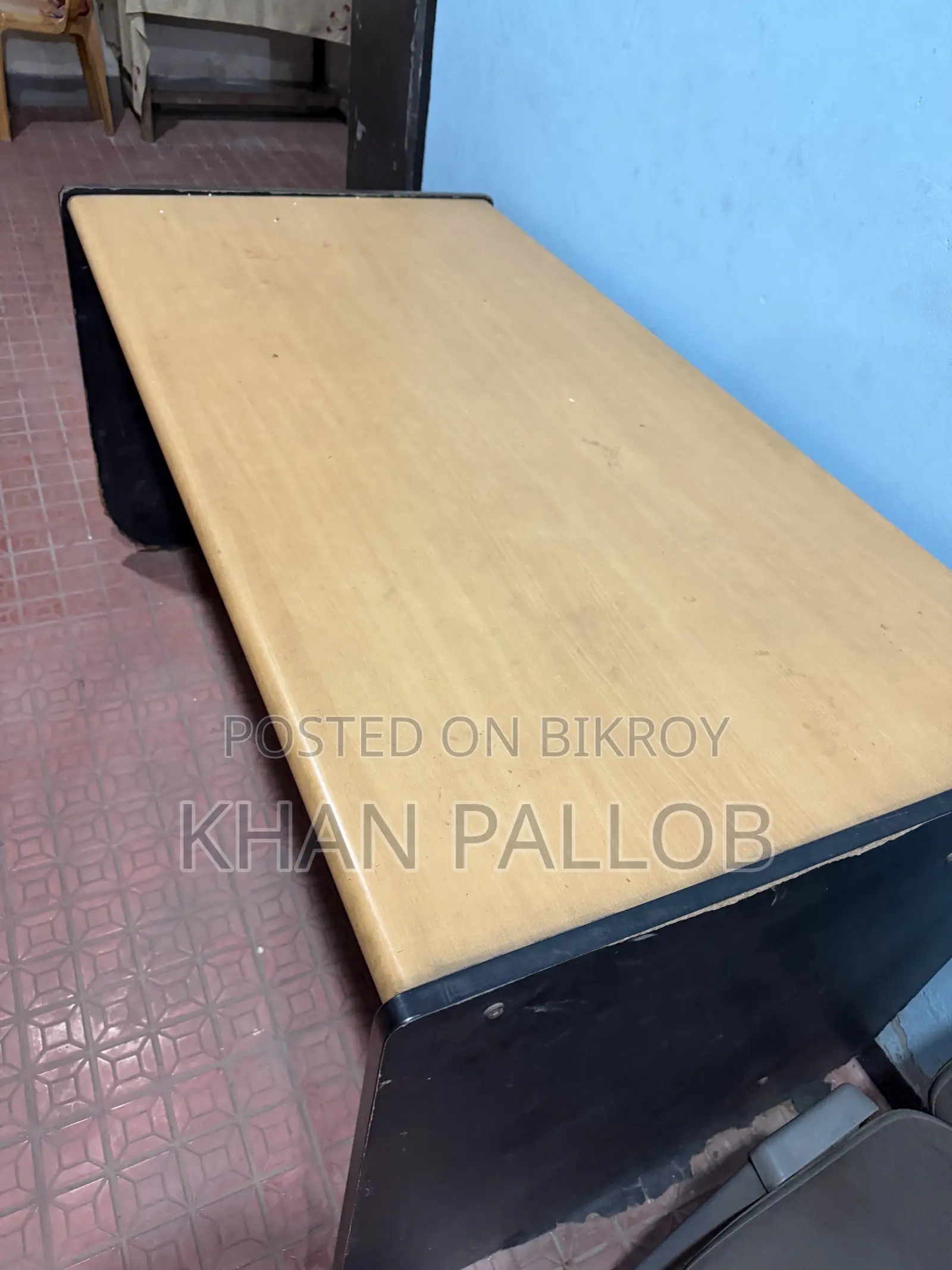 অফিস টেবিল - মেলামাইন বোর্ড
