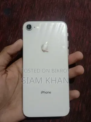 Apple iPhone 8 64 GB White