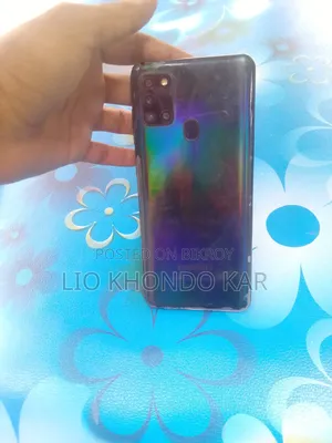 Samsung Galaxy M20 64 GB Black