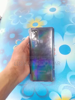 Samsung Galaxy M20 64 GB Black