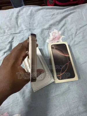 Apple iPhone 16 Pro Max 256 GB Gold