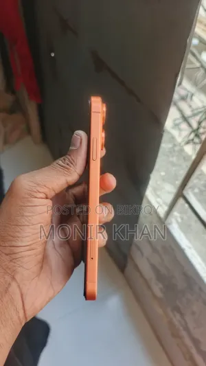 অ্যাপল আইফোন ১১ ১২৮ জিবি হোয়াইট