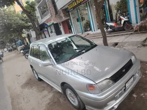 Toyota Starlet 2001 Silver