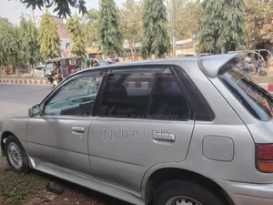 টয়োটা স্টারলেট ২০০১ সিলভার