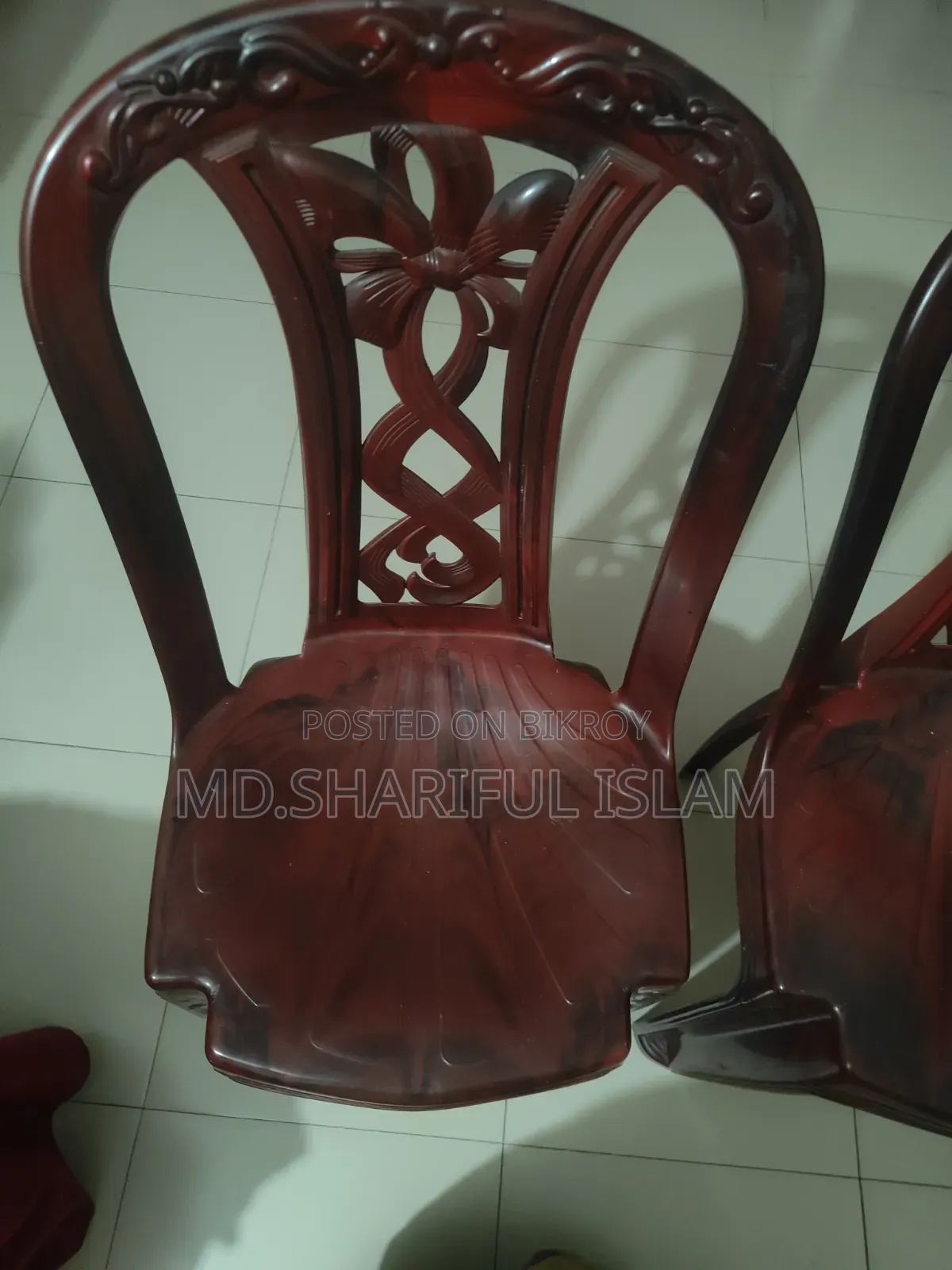 প্লাস্টিক চেয়ার
