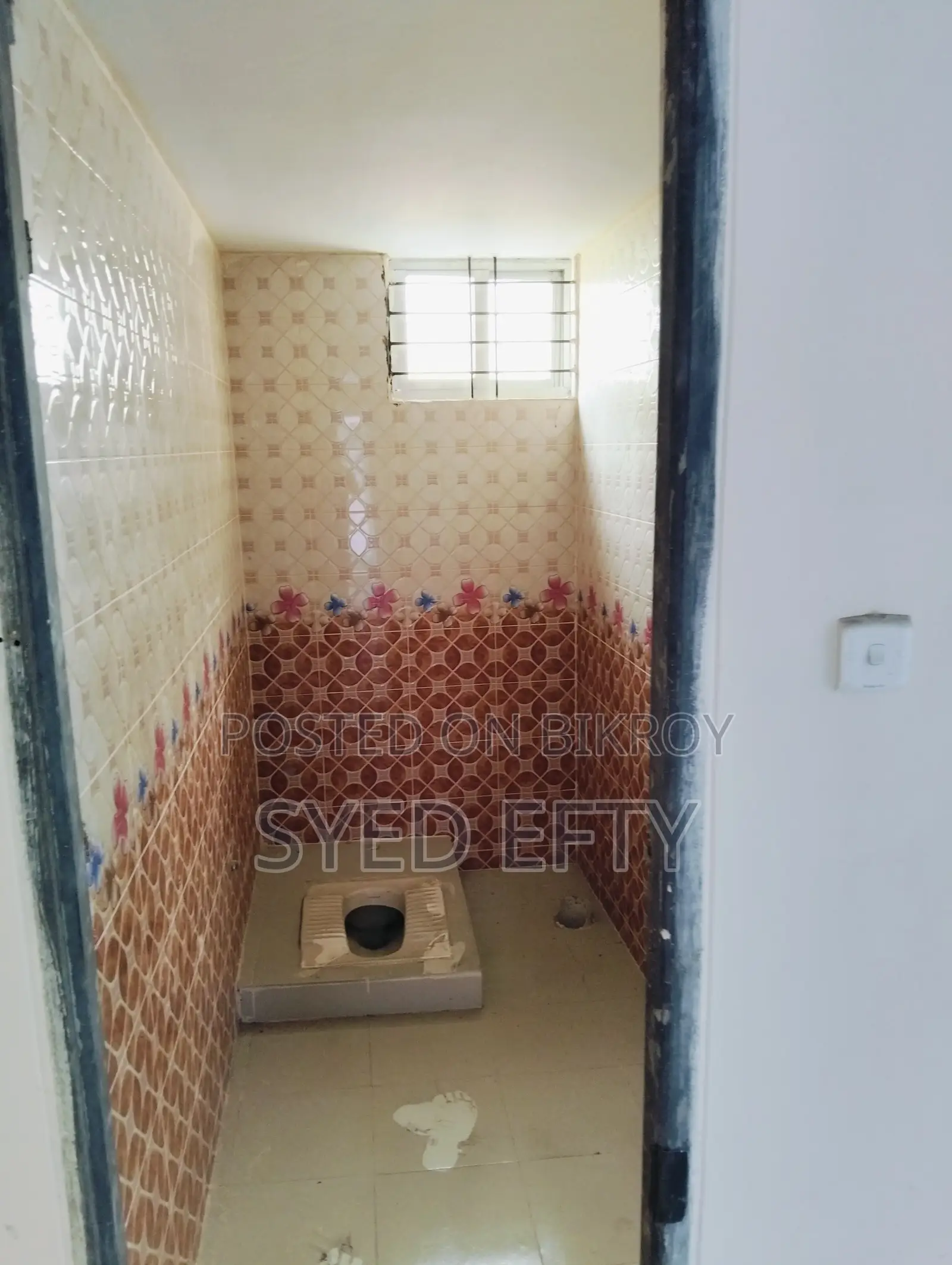 সামল বাংলা, বাড্ডায় ৩ বেডরুমের অ্যাপার্টমেন্ট বিক্রয়
