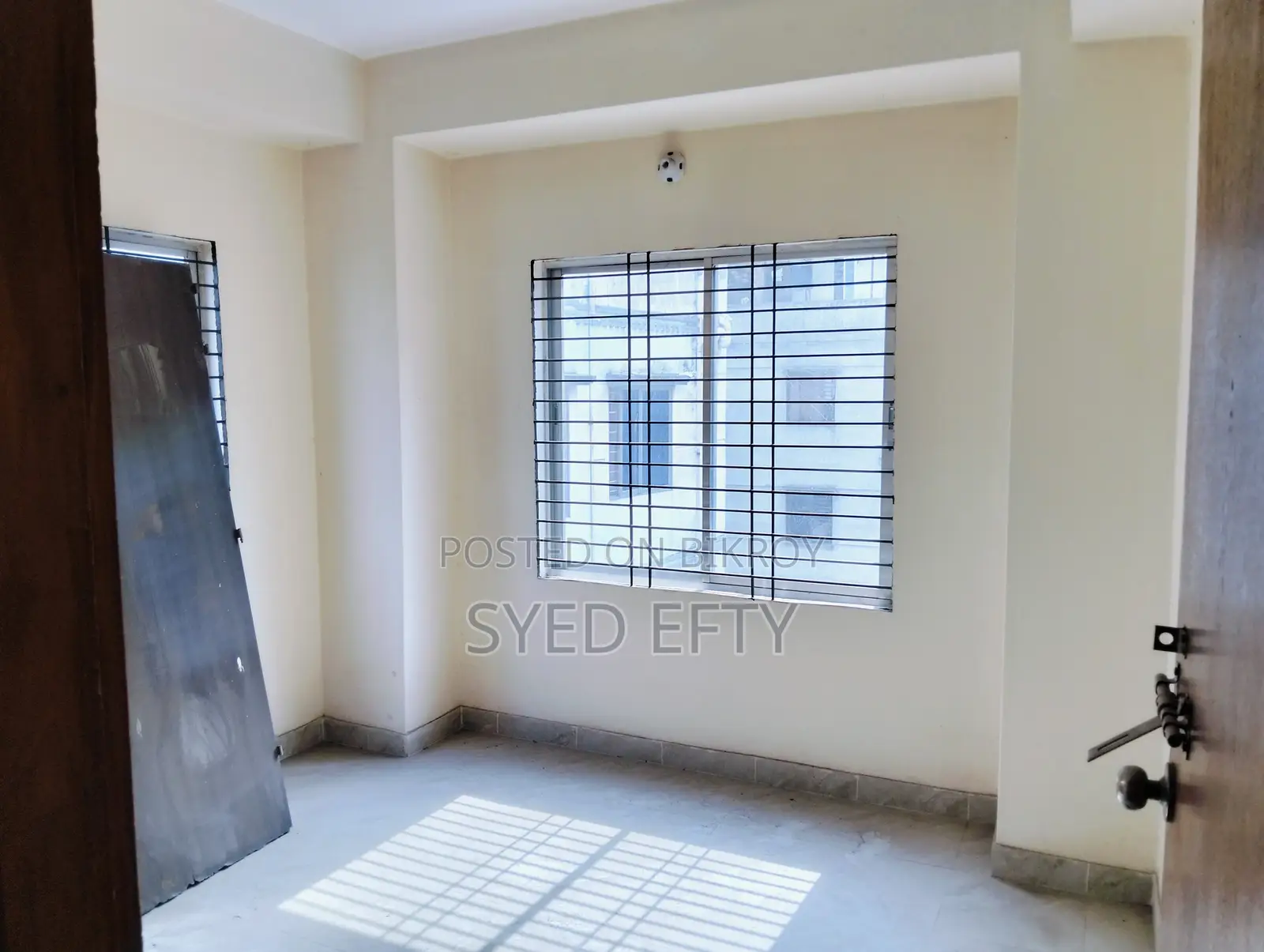 সামল বাংলা, বাড্ডায় ৩ বেডরুমের অ্যাপার্টমেন্ট বিক্রয়