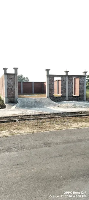 পূর্বাচল, সেক্টর - ১৫, রোড - ২০২ (৭৫ ফিট) এবং রোড - ২০২এ (৩০ ফিট)