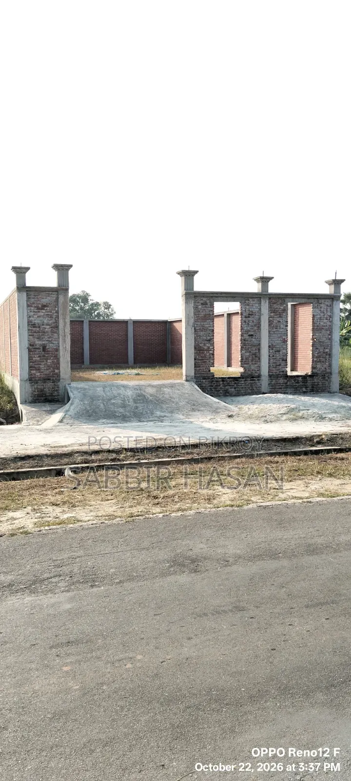 পূর্বাচল, সেক্টর - ১৫, রোড - ২০২ (৭৫ ফিট) এবং রোড - ২০২এ (৩০ ফিট)
