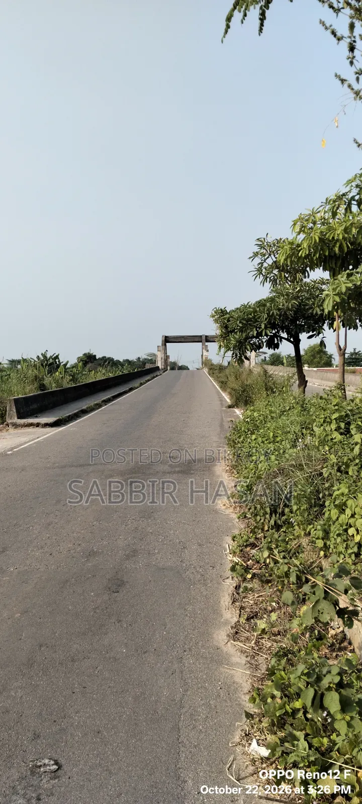 পূর্বাচল, সেক্টর - ১৫, রোড - ২০২ (৭৫ ফিট) এবং রোড - ২০২এ (৩০ ফিট)