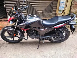 হিরো হাঙ্ক ২০২০ কালো
