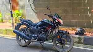 Hero Hunk 2020 Black