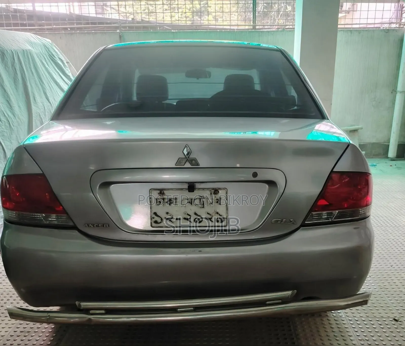 মিতসুবিশি ল্যান্সার ২০০৬ সিলভার