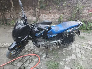 Bajaj Pulsar 150 2015 Blue
