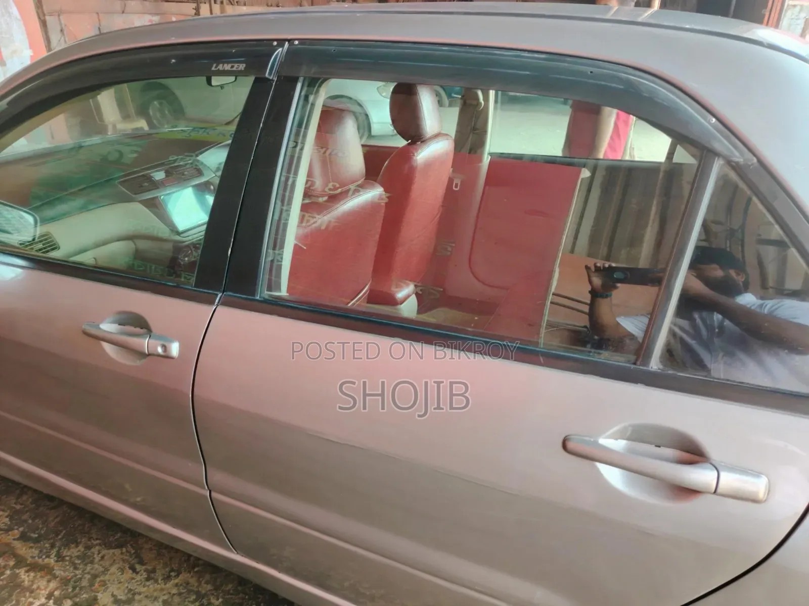 মিতসুবিশি ল্যান্সার ২০০৬ সিলভার