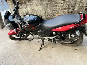 Bajaj Pulsar 150 2015 Red