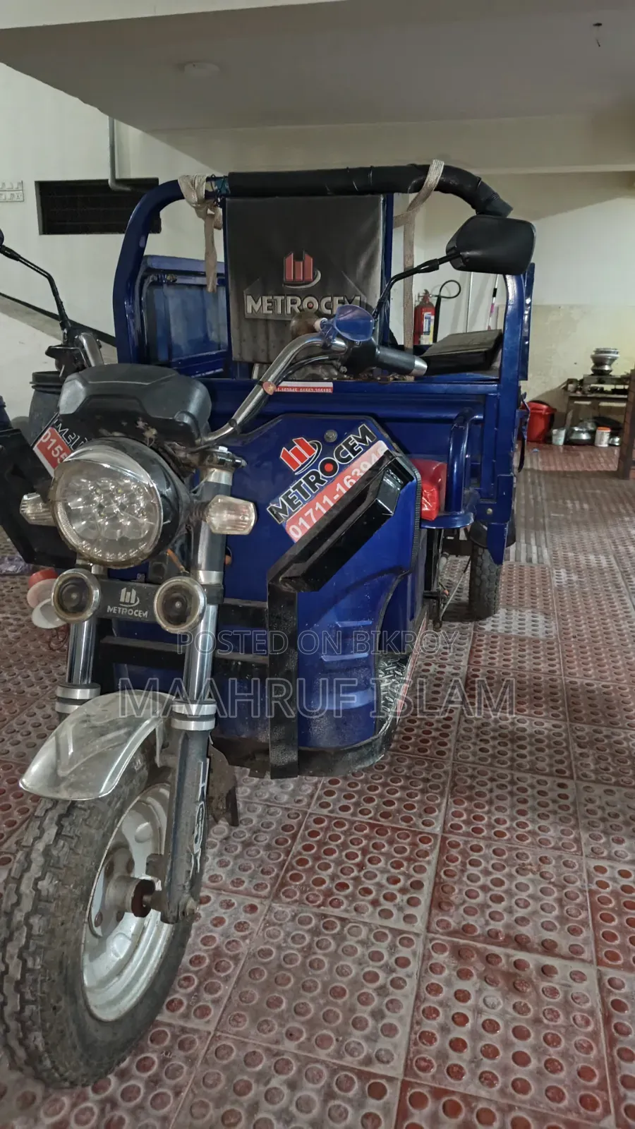 2024 Blue Motorcycle