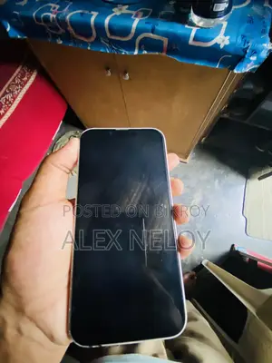 Apple iPhone 13 128 GB White