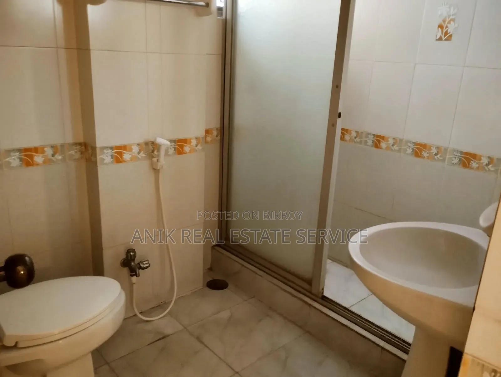 4 Bedroom Apartment in Anik Real Estate, Banani for rent