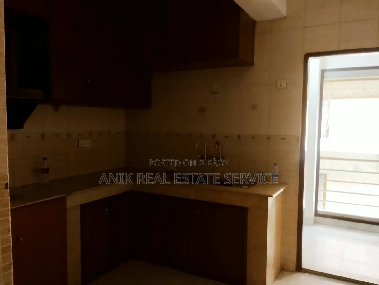 4 Bedroom Apartment in Anik Real Estate, Banani for rent
