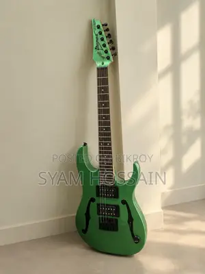 Ibanez Green Electric Guitar – Excellent Condition