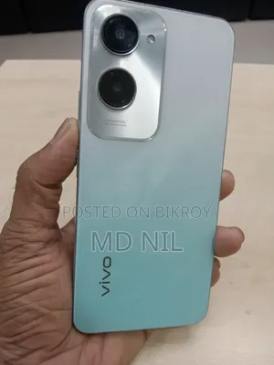 Vivo Y18 128 GB Blue