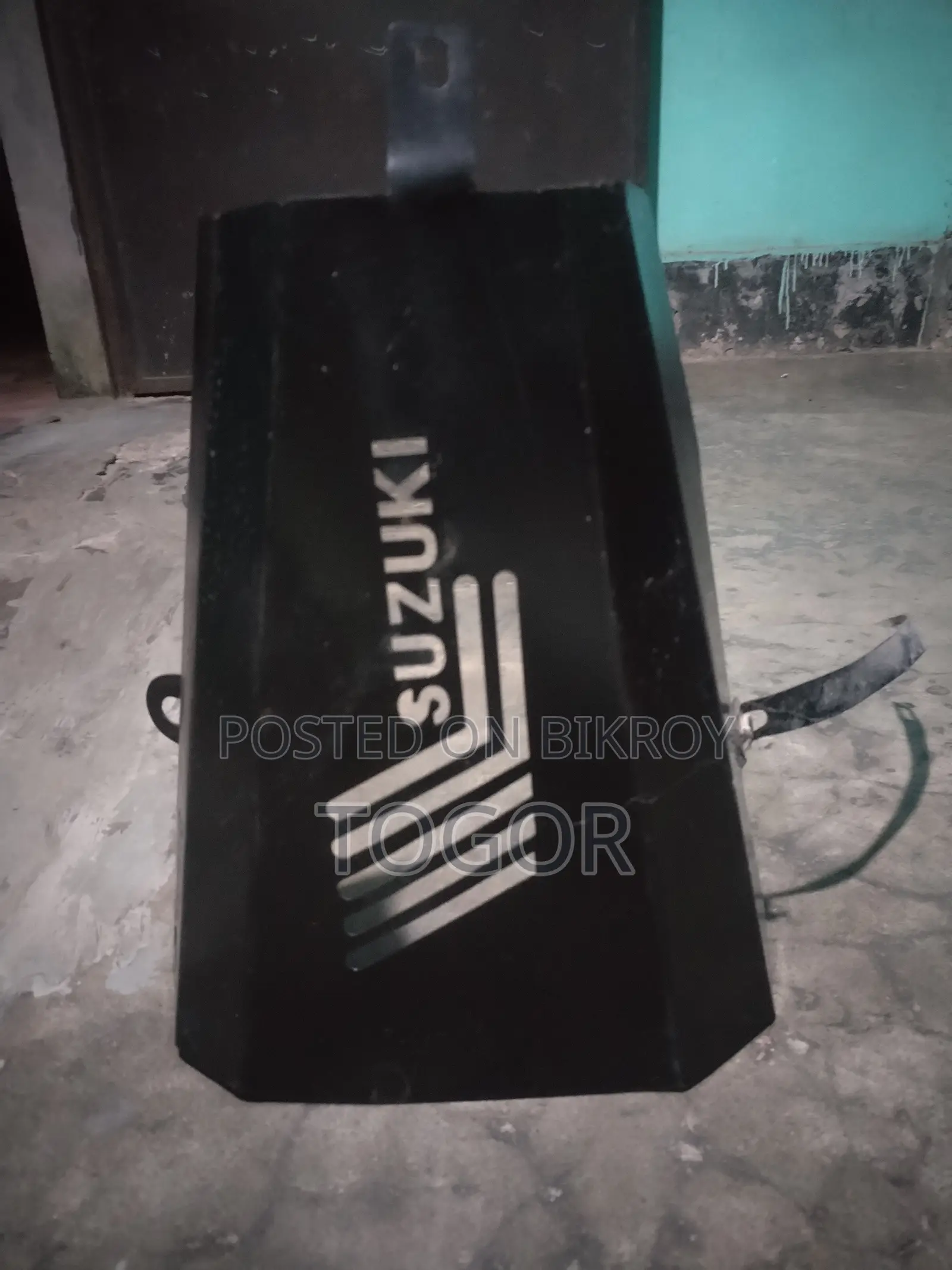 সুজুকি জিক্সার ইঞ্জিন গার্ড এবং সাইলেন্সার কভার