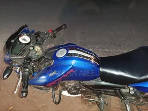 TVS Apache RTR 160 2v Refresh X-connect 2020 Blue