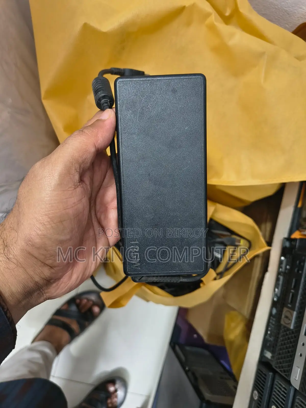 Lenovo 135W Genuine USB Adapter