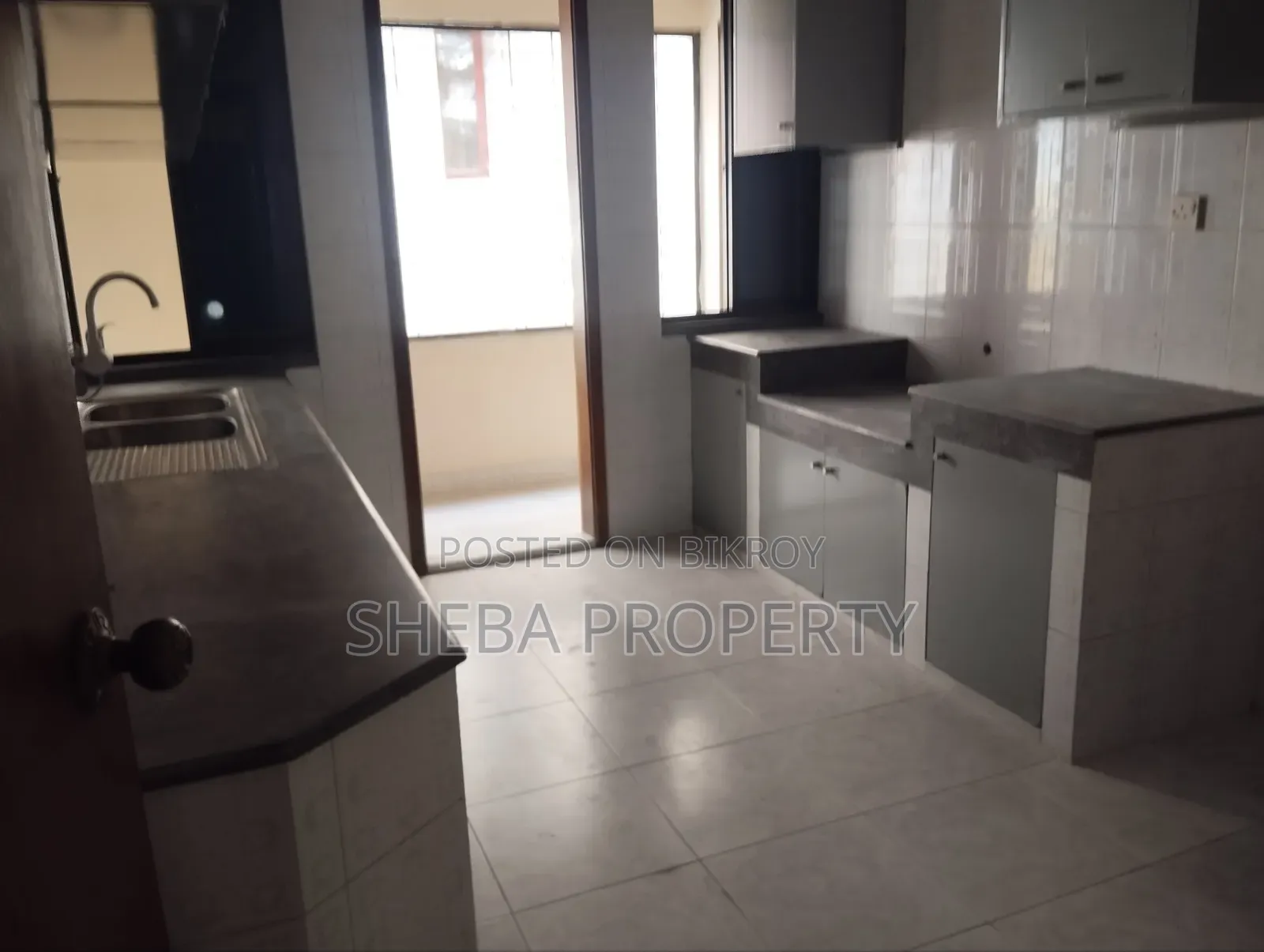 4 Bedroom Apartment in Gulshan for Rent