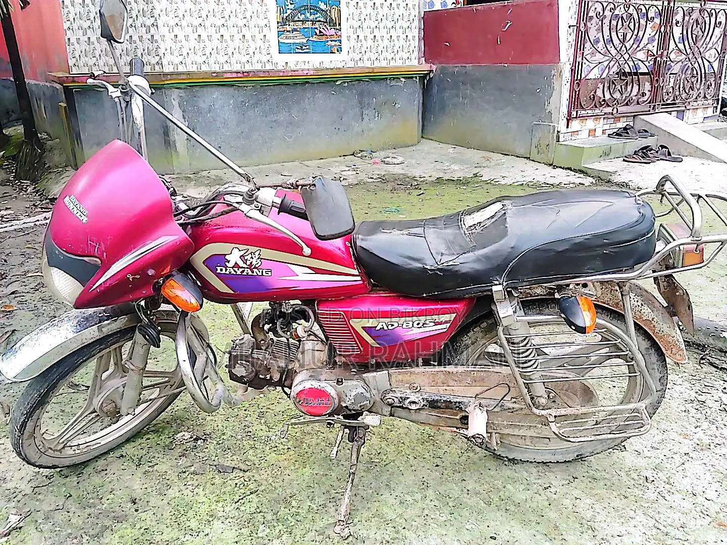 Dayang DY100-M 2009 Red
