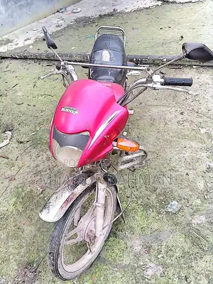 Dayang DY100-M 2009 Red