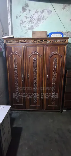 Second Hand Almirah