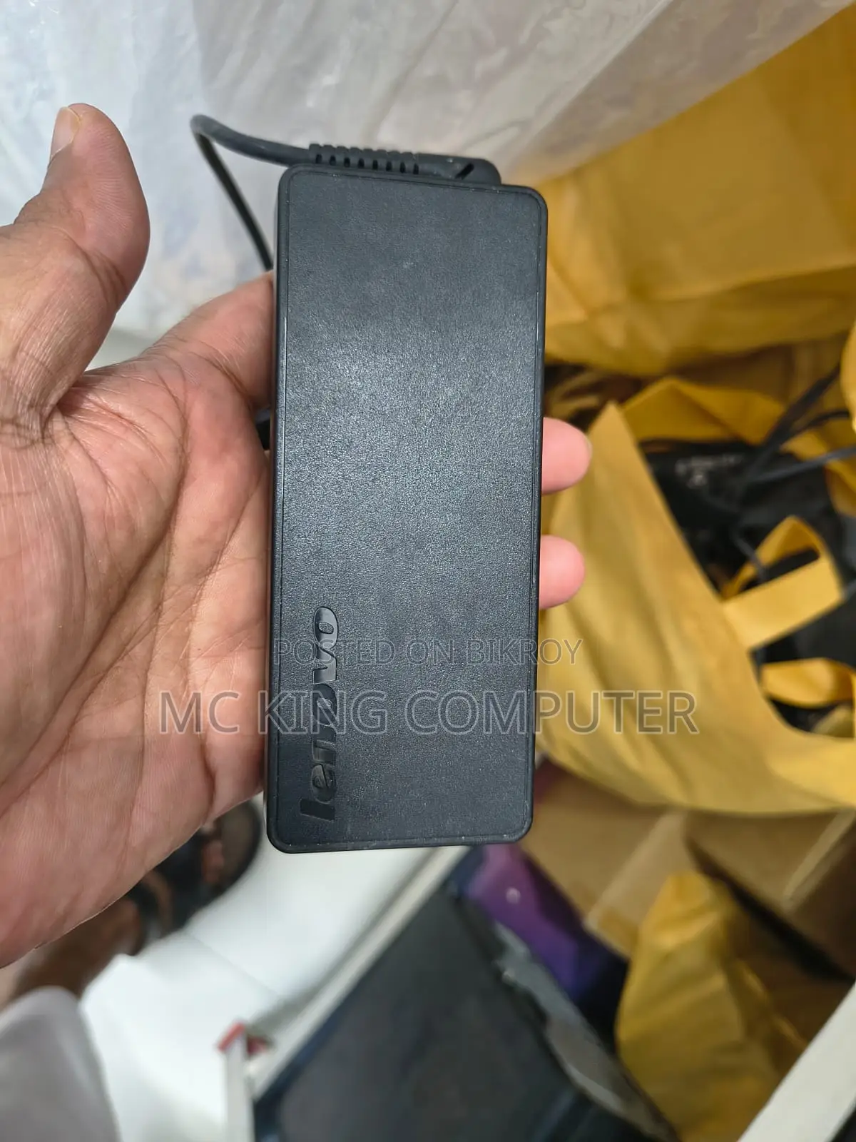 Lenovo 90W Genuine Adapter