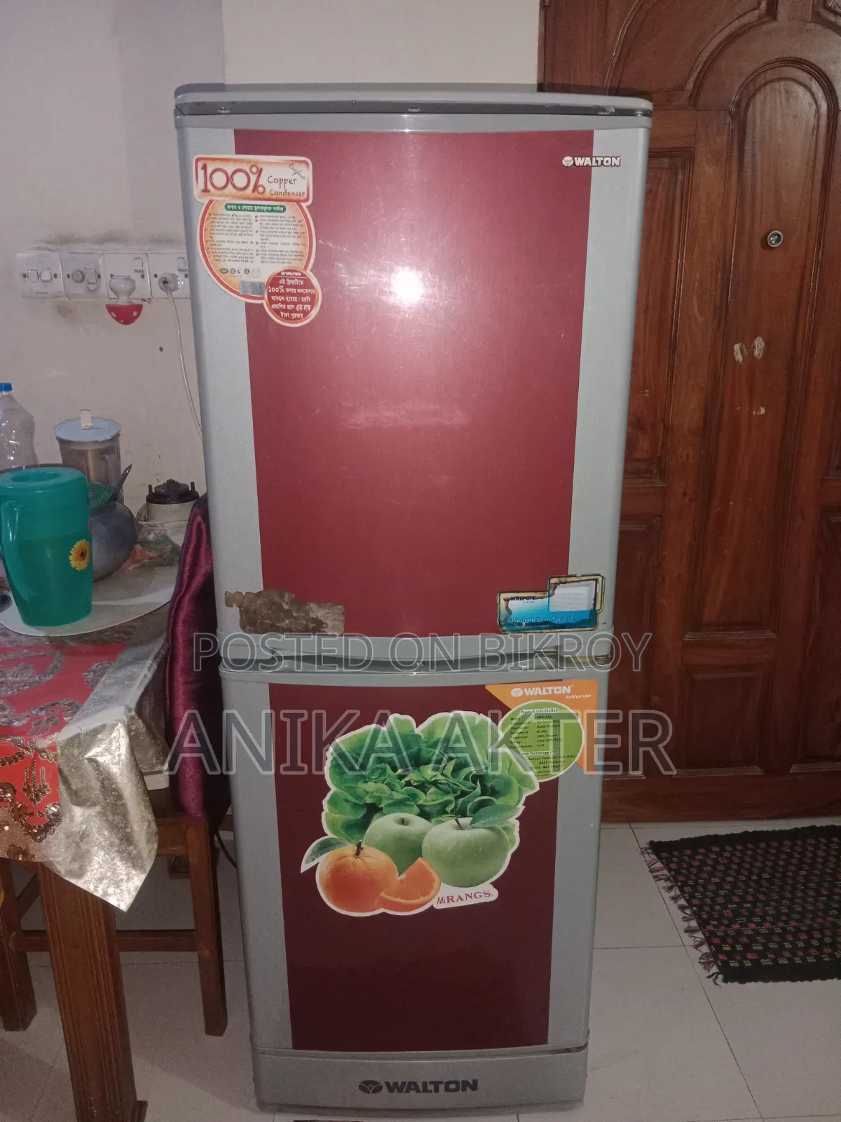 Walton Fridge. 11.5 Cubic Feet, Running Fridge Like Brand New.