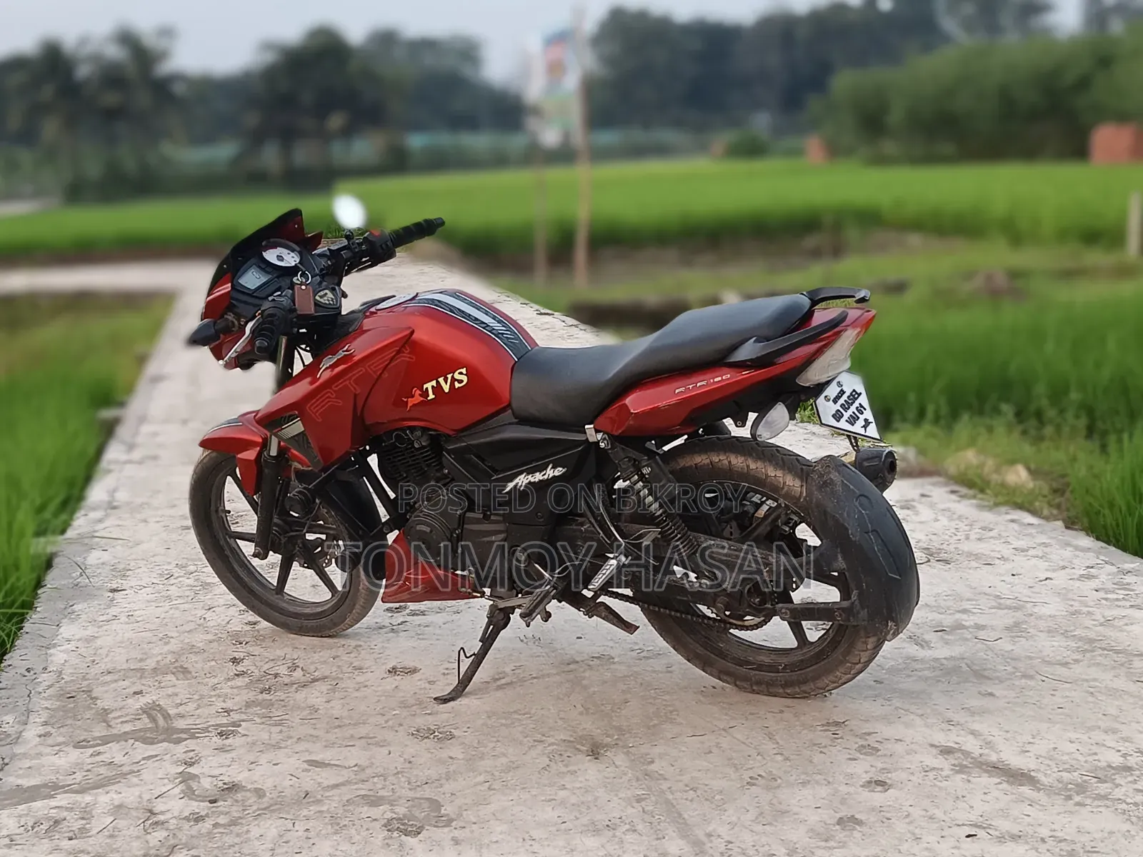 TVS Apache RTR 160 2v Refresh X-connect 2018 Red