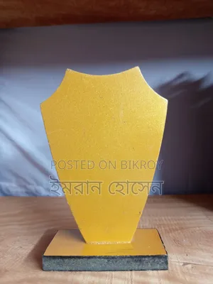 ক্রেস্ট (ইচ্ছে ঘর)
