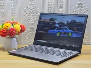 Laptop Lenovo 3GB RAM Intel SSD 256GB
