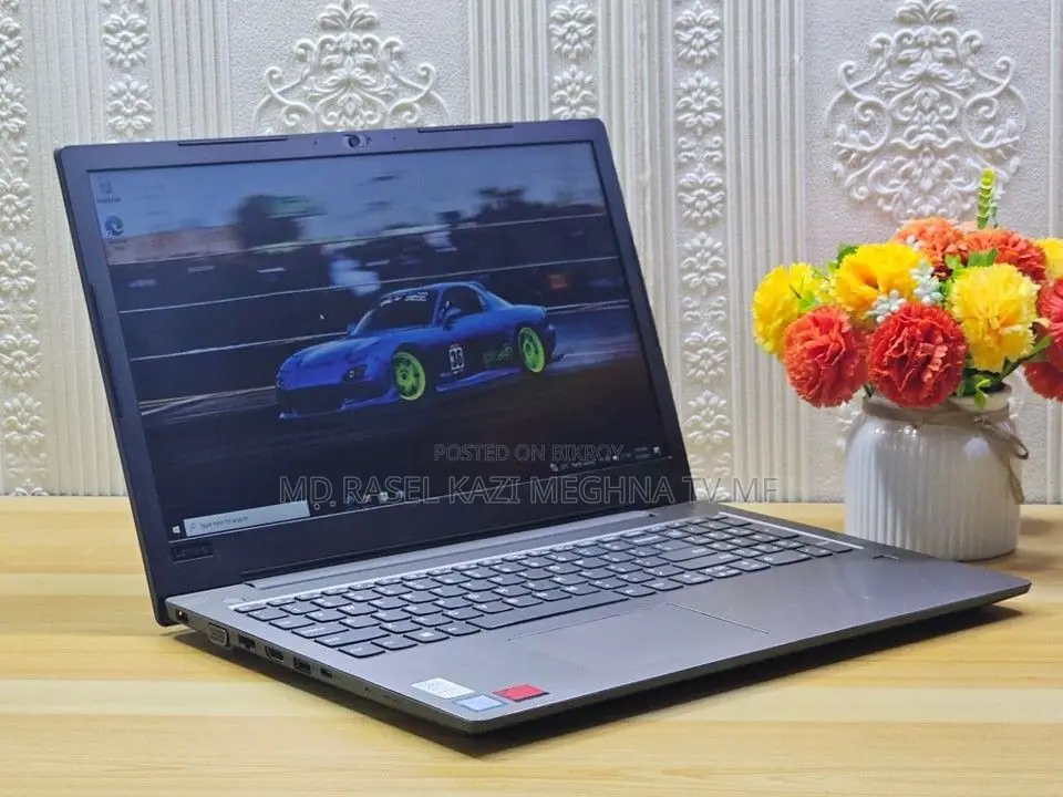Laptop Lenovo 3GB RAM Intel SSD 256GB